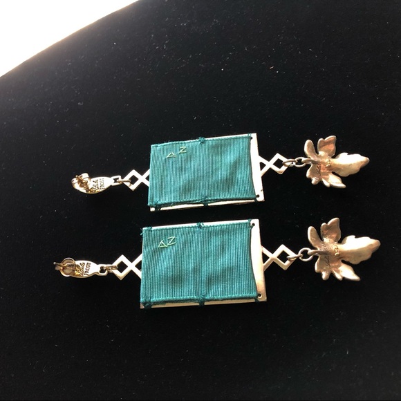 Lulu Frost hand-Embroidered Earrings - Picture 7 of 7